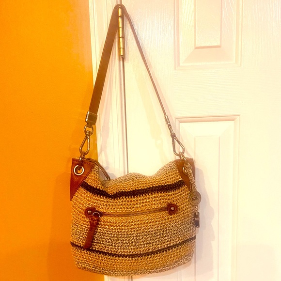 THE SAK Vintage Gorgeous Hand Bag. - Picture 8 of 8